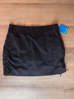 Columbia, Anytime Casual Hiking Omni-Shield Skort, Performance, Black, L